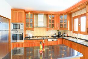 Villa Eos in Kalkan With 3 Bedrooms and 4 Bathrooms