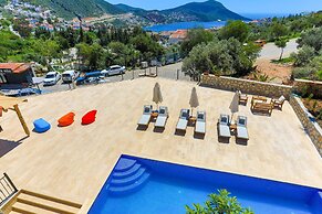 Villa Eos in Kalkan With 3 Bedrooms and 4 Bathrooms
