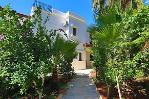 Villa Eos in Kalkan With 3 Bedrooms and 4 Bathrooms