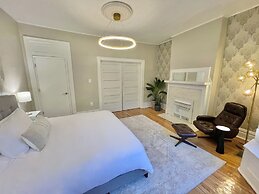 The Warhola Bloomfield