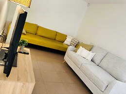 Top 1 Sunshine Beach Family Retreat