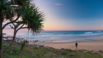 Top 1 Sunshine Beach Family Retreat