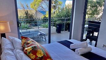 Top 1 Sunshine Beach Family Retreat