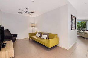 Top 1 Sunshine Beach Family Retreat