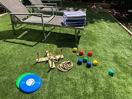 Top 1 Sunshine Beach Family Retreat