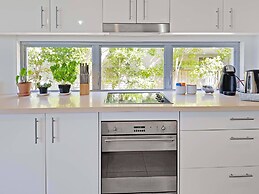 Top 1 Sunshine Beach Family Retreat