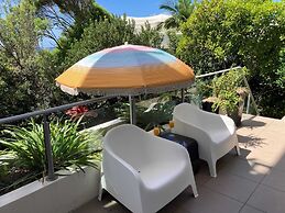 Top 1 Sunshine Beach Family Retreat