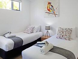 Top 1 Sunshine Beach Family Retreat