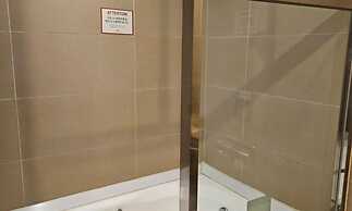 Centum Victoria Hotel