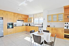 Villa Sophia Latchi in Neo Chorio