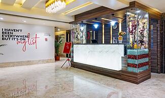 Treebo Classic Grande, Camp