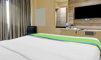 Treebo Classic Grande, Camp