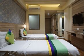 Treebo Classic Grande, Camp