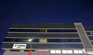 Treebo Classic Grande, Camp