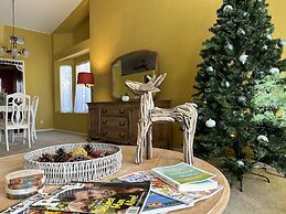 Country Holiday House