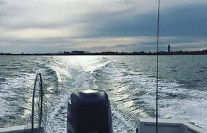 Yachtsman's Cove with 3-Levels