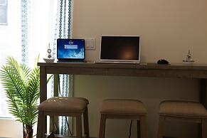 Yachtsman's Cove with 3-Levels