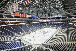 Yachtsman's Cove with 3-Levels