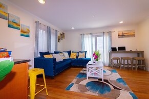 Yachtsman's Cove with 3-Levels