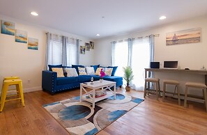 Yachtsman's Cove with 3-Levels