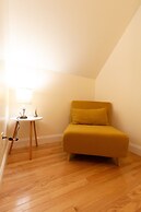 Yachtsman's Cove with 3-Levels