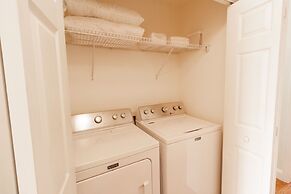 Yachtsman's Cove with 3-Levels