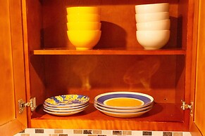 Yachtsman's Cove with 3-Levels