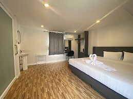 77 Patong Hotel & Spa