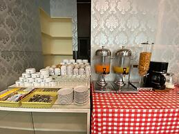 77 Patong Hotel & Spa