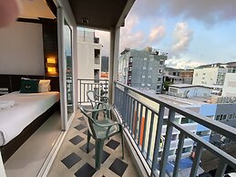 77 Patong Hotel & Spa