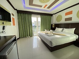 77 Patong Hotel & Spa