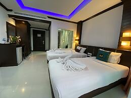 77 Patong Hotel & Spa