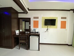 77 Patong Hotel & Spa