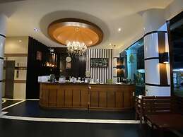 77 Patong Hotel & Spa