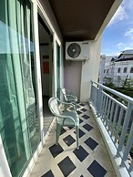 77 Patong Hotel & Spa