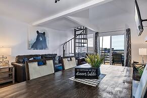 Gatlinburg Summit Smoky Mountains View