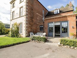 Rockstowes House