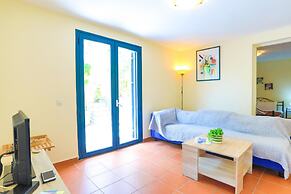 Tinas Apartment in Mparmpati