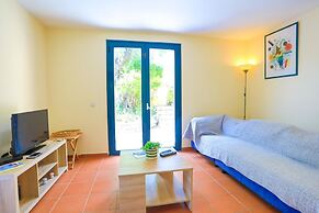 Tinas Apartment in Mparmpati