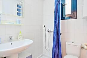 Tinas Apartment in Mparmpati