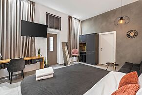 La Finca Boutique Suites - Old City