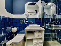 Atypicap Capsule Hostel