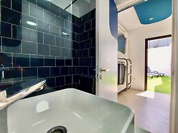 Atypicap Capsule Hostel