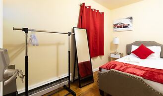 Deluxe single bed 1st FL in Elmhurst NY