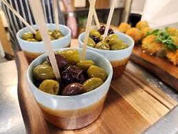 The Swan - A Colombo Edition Hotel