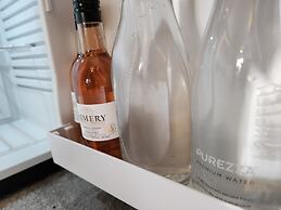 The Swan - A Colombo Edition Hotel