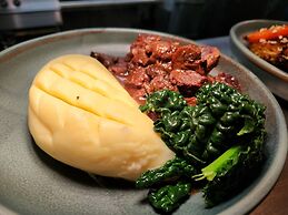 The Swan - A Colombo Edition Hotel