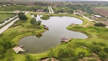 Life At Repose: Lake Villas Resort & Club