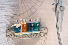 Ferry Nice - Your Home From Home