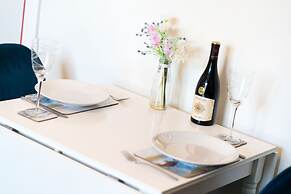 Ferry Nice - Your Home From Home